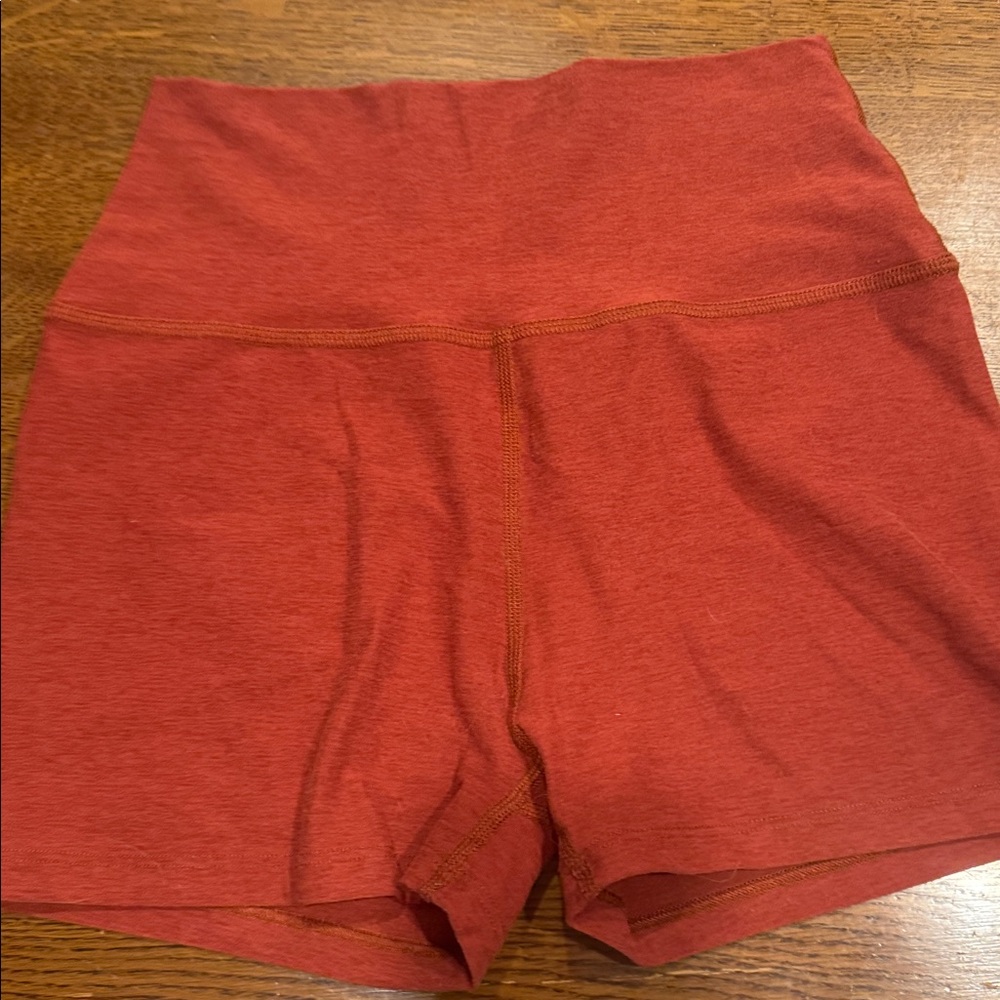Beyond Yoga Rust/Red High-Waisted Biker 5” Shorts